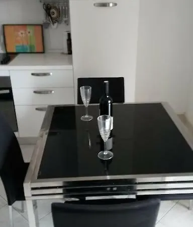 Apartment Mirna *