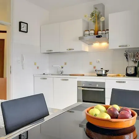 Mirna Apartment
